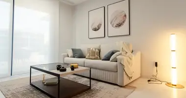 Apartamento 3 habitaciones en Torrevieja, Španjolska