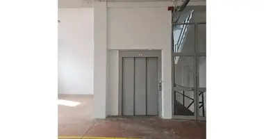 Warehouse 1 200 m² in Kamëz Municipality, Albania