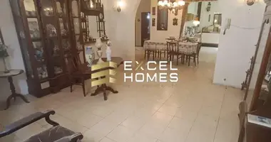 3 bedroom apartment in Victoria, Malta