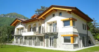 2 bedroom apartment in Menaggio, Italy