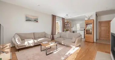 Дом в Mazoji Riese, Литва