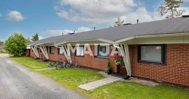 Adosado Adosado en Keminmaa, Finlandia