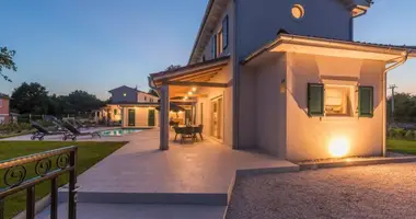 Villa 3 chambres dans Grad Pula, Croatie