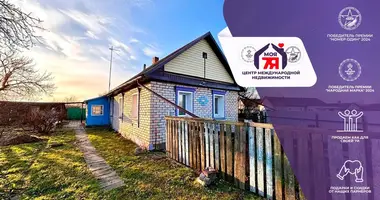 Casa en Pavarcycy, Belarús