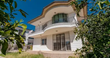 Villa 4 rooms in Dosemealti, Turkey