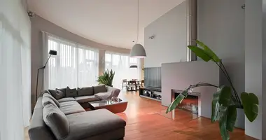 Casa 5 habitaciones en Carnikavas pagasts, Letonia