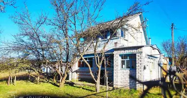 Maison dans Papiarnianski sielski Saviet, Bélarus