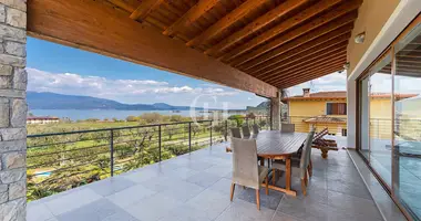 Villa 7 bedrooms in Manerba del Garda, Italy
