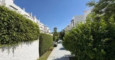Appartement 2 chambres dans Estepona, Espagne