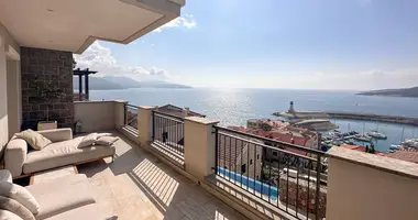 Apartamento en Lustica, Montenegro
