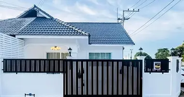 2 bedroom house in Huai Yai, Thailand