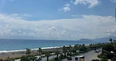 Appartement 2 chambres dans Mahmutlar, Turquie