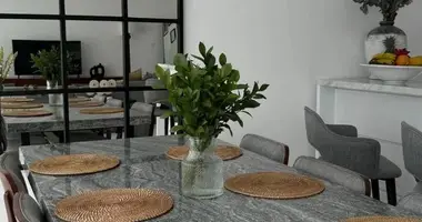 Villa 4 zimmer in Kerobokan, Indonesien