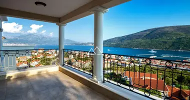 3 bedroom apartment in Đenovići, Montenegro