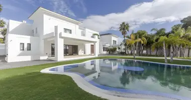 Villa en San Roque, Španjolska