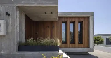 4 bedroom house in Agia Marinouda, Cyprus