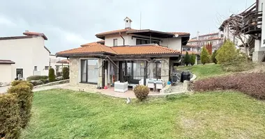 Apartamento 3 habitaciones en Kosharitsa, Bulgaria