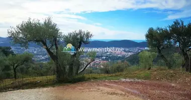 Участок земли в Велембуси, Черногория