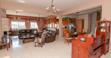 Villa 3 bedrooms in Agia Eirini Lefkosia, Cyprus