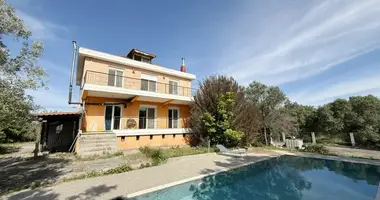 5 bedroom house in Agia Triada, Greece