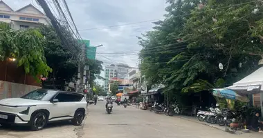 Участок земли в Sangkat Tuol Tumpung Ti Muoy, Камбоджа