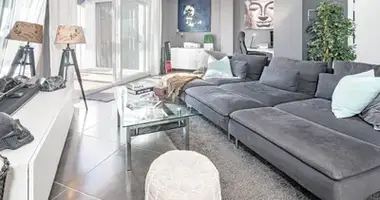 Wohnung 2 Schlafzimmer in San Pedro Alcantara, Spanien