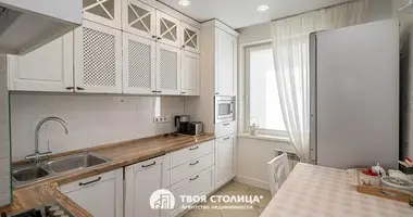 Wohnung 3 zimmer in Minsk, Belarus