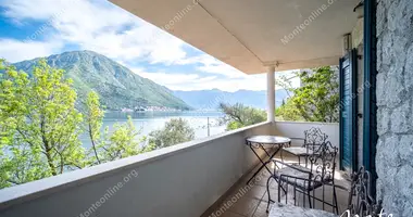 Mieszkanie 2 pokoi w Kotor, Czarnogóra