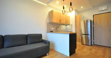 Mieszkanie 2 pokoi w Warszawa, Polska