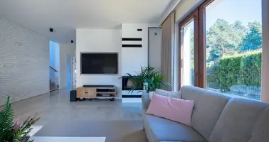 Haus 5 zimmer in Warschau, Polen