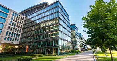 Commercial property 2 305 m² in Barcelona, Spain