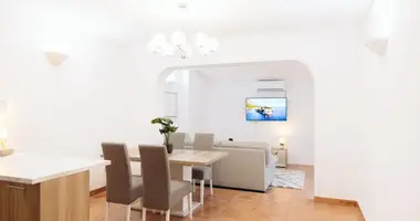 2 bedroom apartment in Sveti Stefan, Montenegro