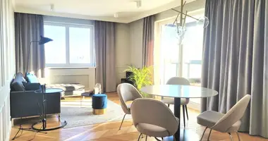 Квартира 2 комнаты в Варшава, Польша