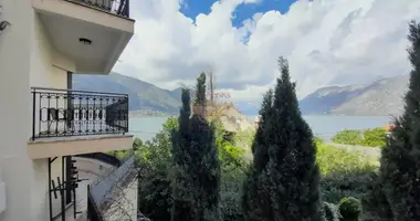 Apartamento 3 habitaciones en Montenegro