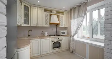 Apartamento 4 habitaciones en Minsk, Belarús