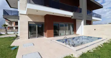 Maison 4 chambres dans Dosemealti, Turquie