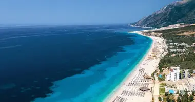Parcela en Gjilek, Albania