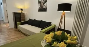 Квартира 2 комнаты в Варшава, Польша
