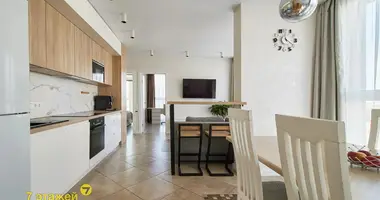 Apartamento 3 habitaciones en Minsk, Belarús