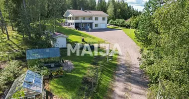 Дом 5 комнат в Киркконумми, Финляндия