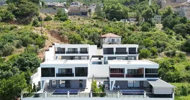 Villa 3 bedrooms in Muratpasa, Turkey