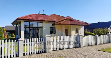 Casa en Muchaviecki sielski Saviet, Belarús
