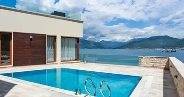 Villa 5 zimmer in Tivat, Montenegro