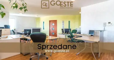 Apartamento 4 habitaciones en Smolice, Polonia