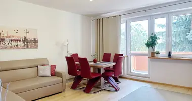 Apartamento 3 habitaciones en Varsovia, Polonia