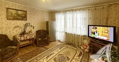 Apartamento 3 habitaciones en Muchaviecki sielski Saviet, Belarús