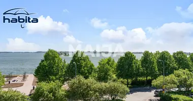 Apartamento en Helsinki sub region, Finlandia