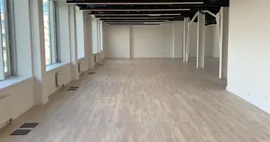 Büro 606 m² in Moskau, Russland