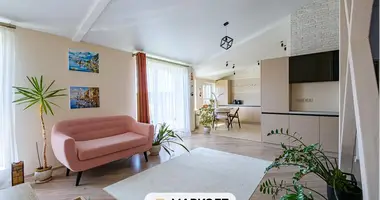 Квартира 2 комнаты в Ратомка, Беларусь