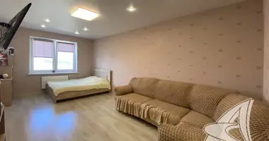 Квартира 2 комнаты в Мухавецкий сельский Совет, Беларусь